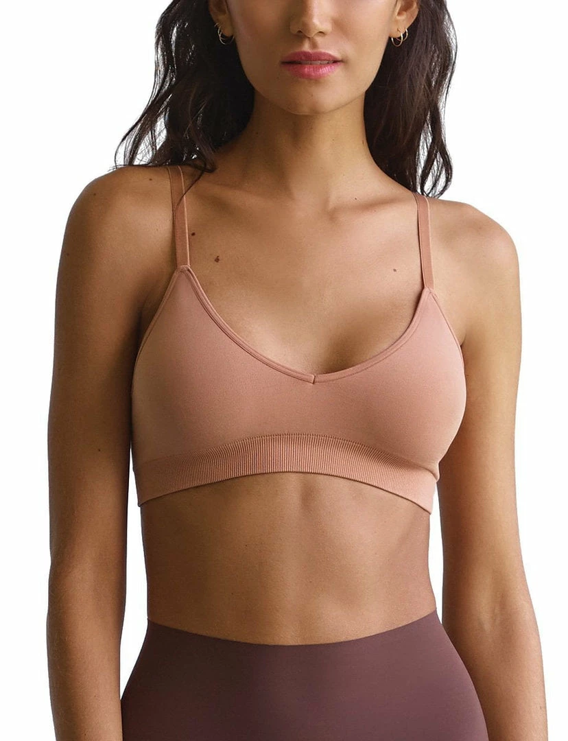 Commando Minimalist V-Bralette Reve Doll Essentials