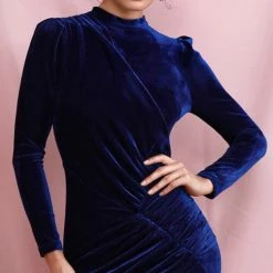 Influencer Style Jessica Bara Briar Velvet High Neck Ruched Bodycon Dress