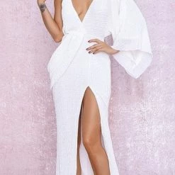 Influencer Style Jessica Bara Abigail V-Neck Single Sleeve Sequin Gown