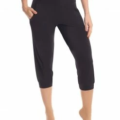 Reve Doll Essentials Commando Butter High Rise Capri Joggers