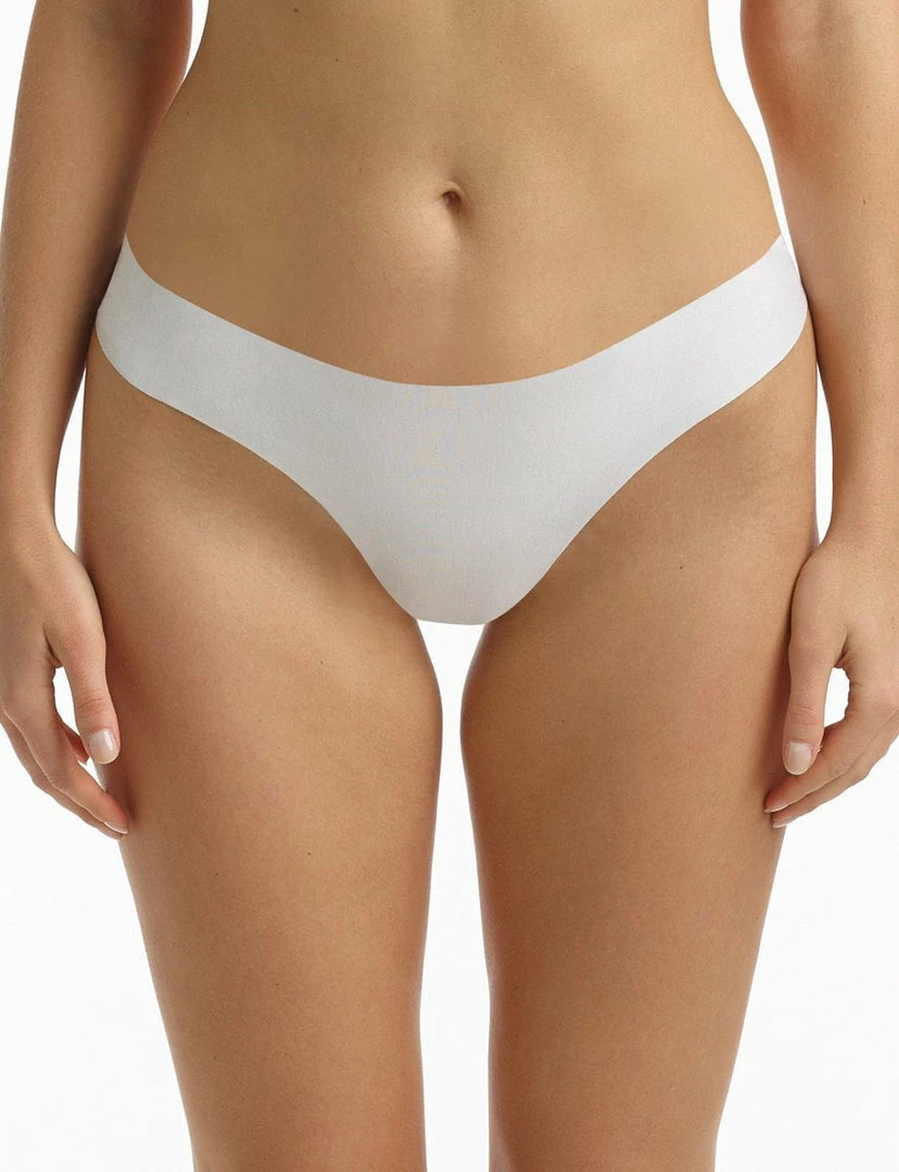 Commando Butter Mid-Rise Thong