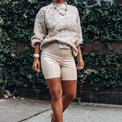 Jessica Bara Paris Hat