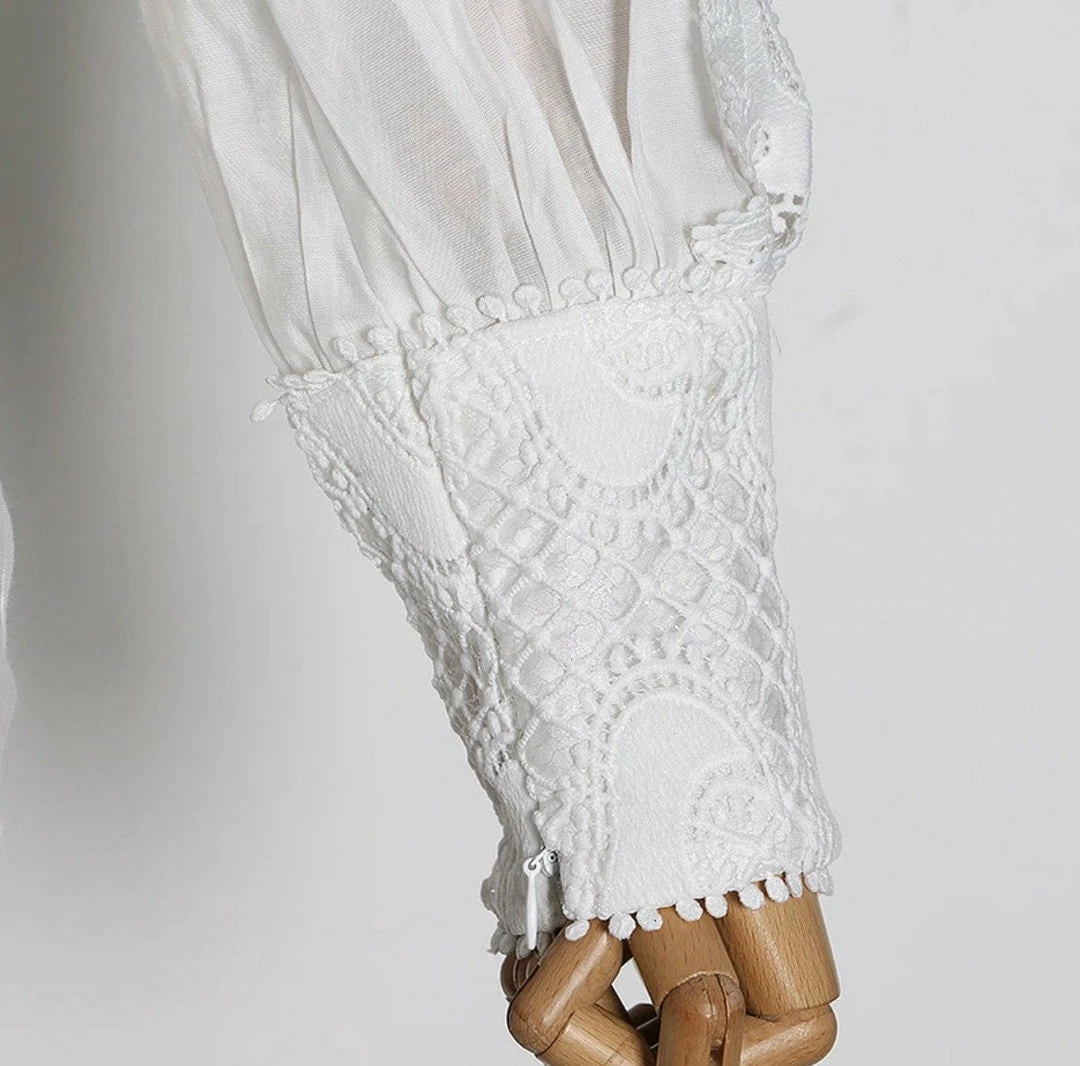 Jessica Bara Yvonne Long Sleeve Lace Blouse