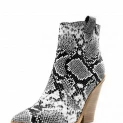 Reve Doll Essentials Jessica Bara Fraser Chunky Ankle Bootie