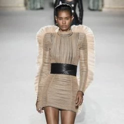 Influencer Style Jessica Bara Keke Lace Long Sleeve Dress