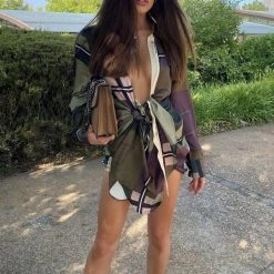 Influencer Style Jessica Bara Tommy V Neck Geometric Print Mini Dress