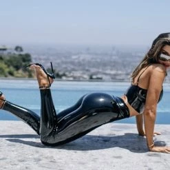 Commando Faux Patent Leather Leggings With Perfect Control