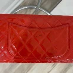 ReveBoutique Chanel Pre-Owned Timeless/Classique Patent Leather Wallet