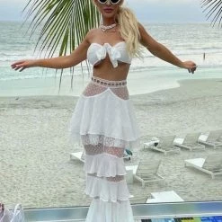 Influencer Style Jessica Bara Paityn Two Piece Ruffle Set