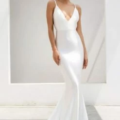 Best Sellers Jessica Bara Naija V-Neck Backless Gown