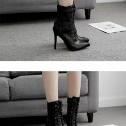 Jessica Bara Logan Snakeskin Leather Lace Up Booties Shoes