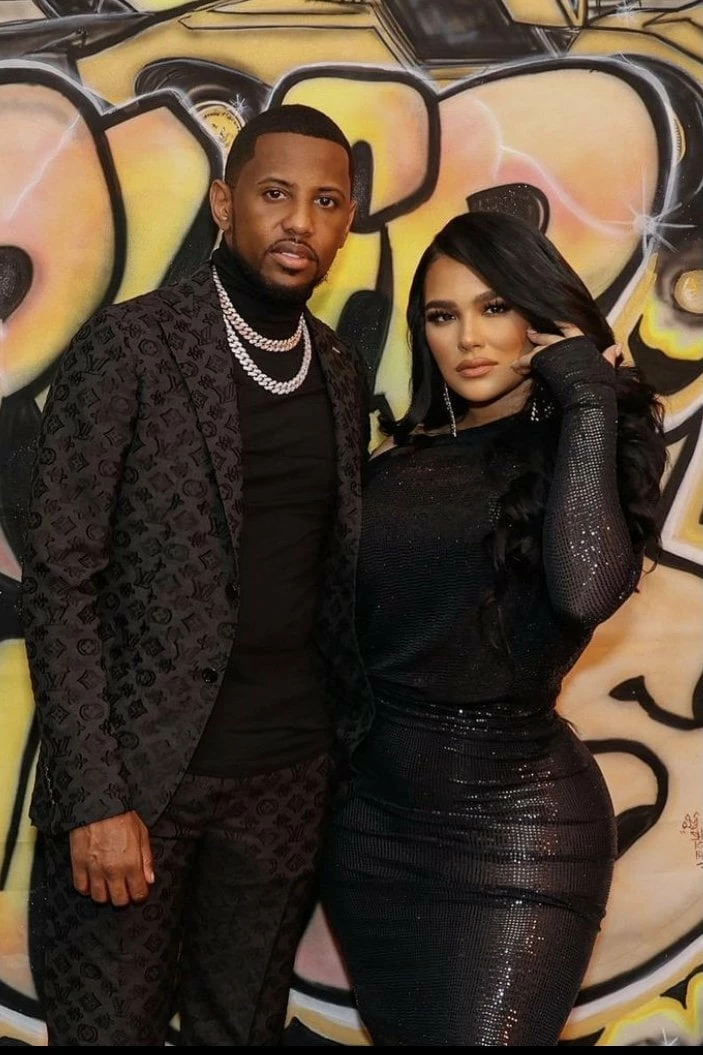 Influencer Style Jessica Bara Amanie Long Sleeve 3 Way Glitter Gown