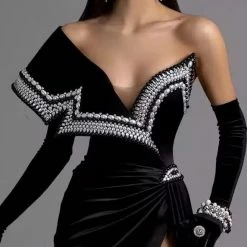 Jessica Bara Cruella One Shoulder Velvet And Pearl Gown