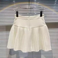 Influencer Style Jessica Bara Daisy High Waited Pleated Skort