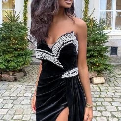 Jessica Bara Cruella One Shoulder Velvet And Pearl Gown