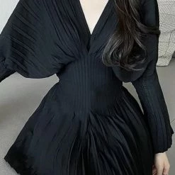 Summer Lovin' Jessica Bara Carolina Long Sleeve Pleated Shirt Dress