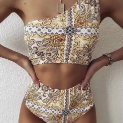 Jessica Bara Pacey One Shoulder Printed Bikini Set