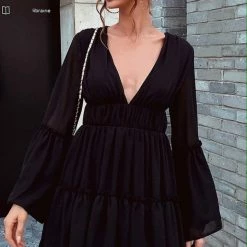 Jessica Bara Kaiden Long Sleeve V Neck Mini Dress Summer Lovin'