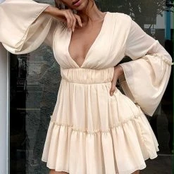 Jessica Bara Kaiden Long Sleeve V Neck Mini Dress Summer Lovin'