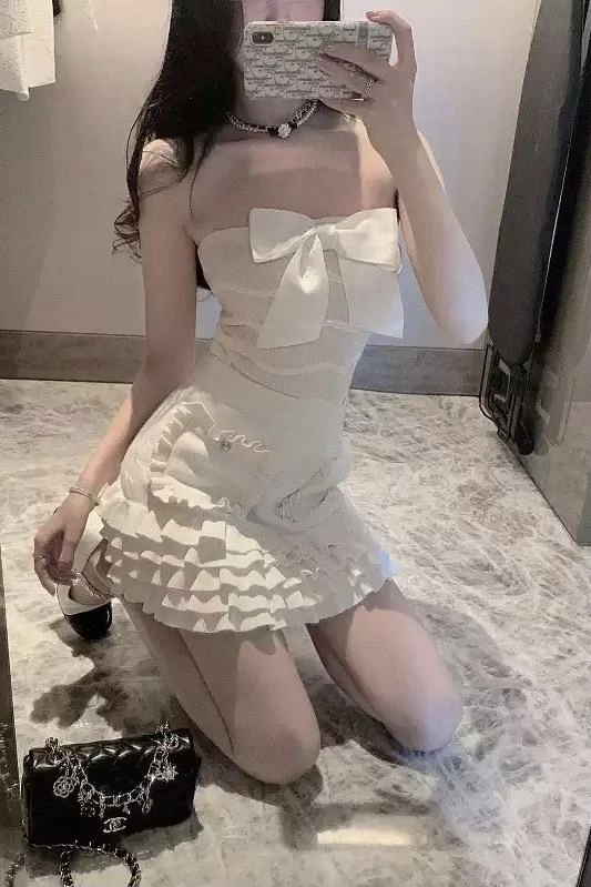 Summer Lovin' Jessica Bara Tabby Strapless Top And Ruffle Skirt Two Piece Set