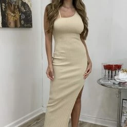 Influencer Style Jessica Bara Anais Sleeveless Open Back Maxi Dress