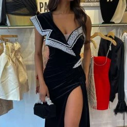 Jessica Bara Cruella One Shoulder Velvet And Pearl Gown