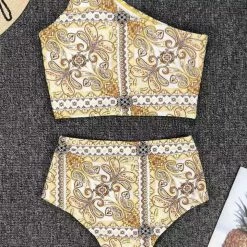 Jessica Bara Pacey One Shoulder Printed Bikini Set