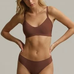 Commando Butter Mid-Rise Thong