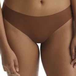 Commando Butter Mid-Rise Thong