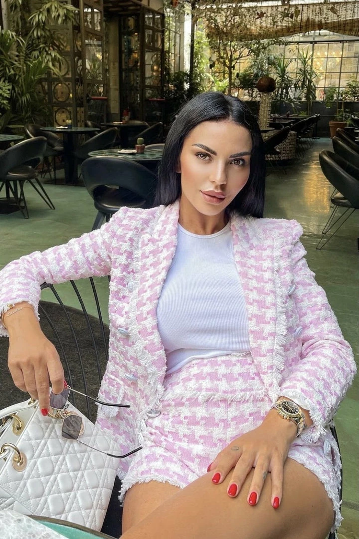 Jessica Bara Aarolyn Houndstooth Tweed Shorts