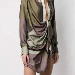 Influencer Style Jessica Bara Tommy V Neck Geometric Print Mini Dress