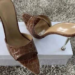 Reve Doll Essentials Jessica Bara Arie Snake Skin Pointed Toe Heel