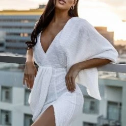 Influencer Style Jessica Bara Abigail V-Neck Single Sleeve Sequin Gown