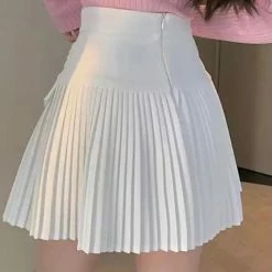 Influencer Style Jessica Bara Daisy High Waited Pleated Skort