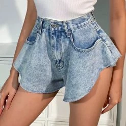 Influencer Style Jessica Bara Zara High Waisted Ruffle Denim Shorts