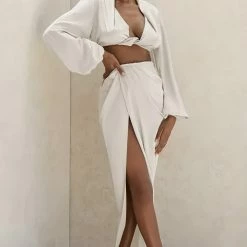 Jessica Bara Radika Long Sleeve Crop Top And Maxi Skirt Two Piece Set Summer Lovin'