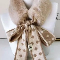 Jessica Bara Darian Printed Faux Fur Neck Warmer Collar