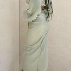 Jessica Bara Radika Long Sleeve Crop Top And Maxi Skirt Two Piece Set Summer Lovin'