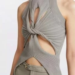 ReveBoutique Reve Doll Essentials Jessica Bara Shenali Reversible Knotted Top