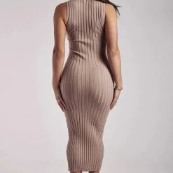 Jessica Bara Kacie Sleeveless Turtleneck Maxi Dress