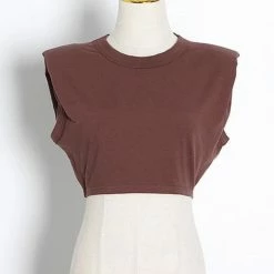 Jessica Bara Nelly Sleeveless Cropped T-shirt