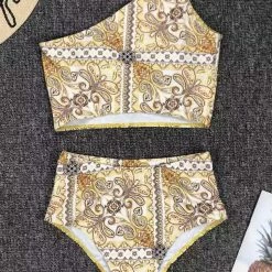 Jessica Bara Pacey One Shoulder Printed Bikini Set