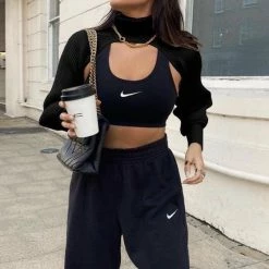 Jessica Bara Kingsley Turtleneck Knit Extreme Crop Top Influencer Style