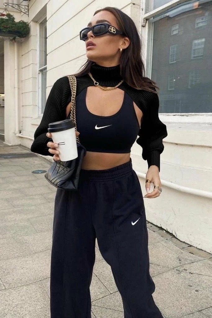 Jessica Bara Kingsley Turtleneck Knit Extreme Crop Top Influencer Style