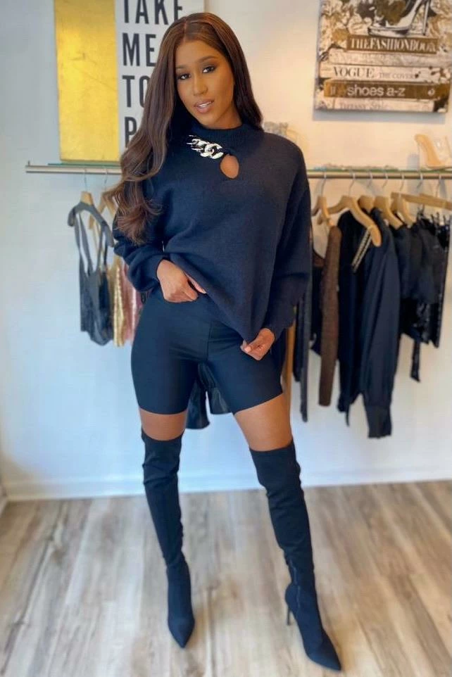 Jessica Bara Corey Chain Long Sleeve Cropped Sweater