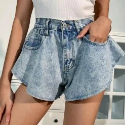 Influencer Style Jessica Bara Zara High Waisted Ruffle Denim Shorts