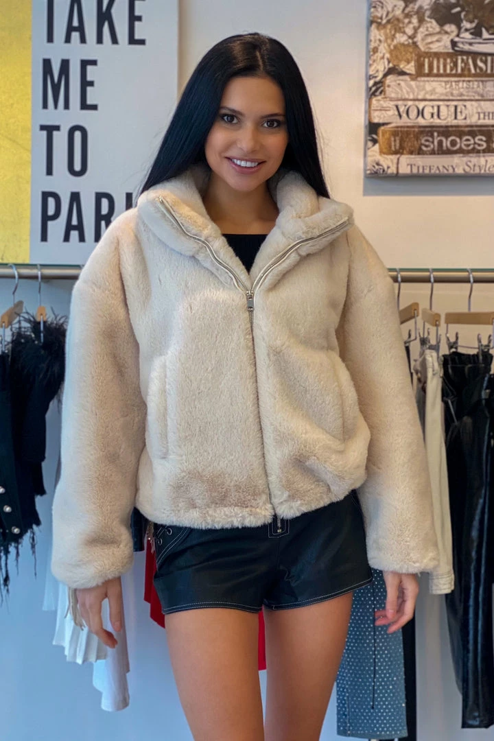 Reve Doll Essentials Jessica Bara Lexie Fringe Faux Fur Jacket