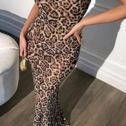 Influencer Style Jessica Bara Yazmine Leopard Print Maxi Dress