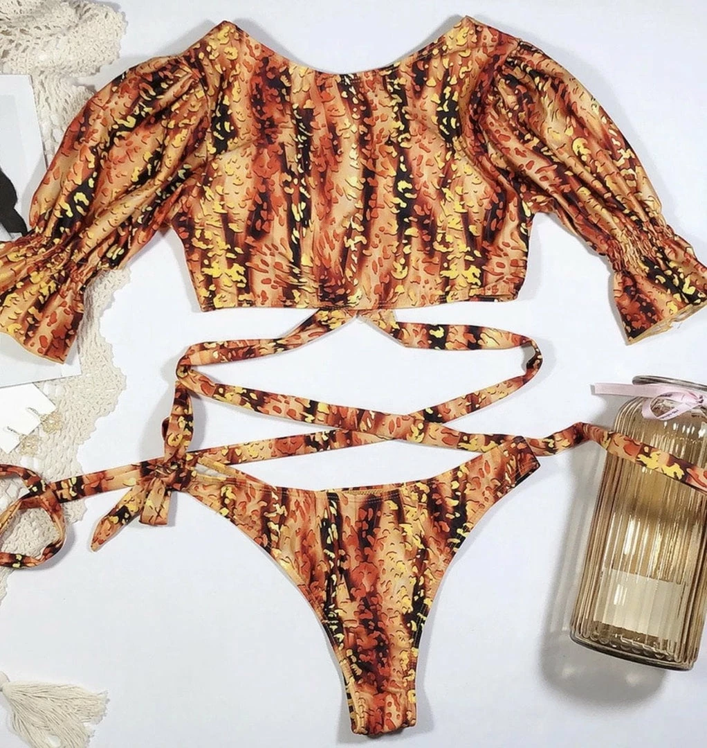 Jessica Bara Viva Short Sleeve Printed Bikini Set Poolside Essentials