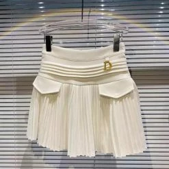 Influencer Style Jessica Bara Daisy High Waited Pleated Skort